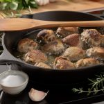 découvrez nos conseils pour réussir la cuisson des gésiers à la poêle et obtenir une texture tendre et savoureuse à chaque fois.